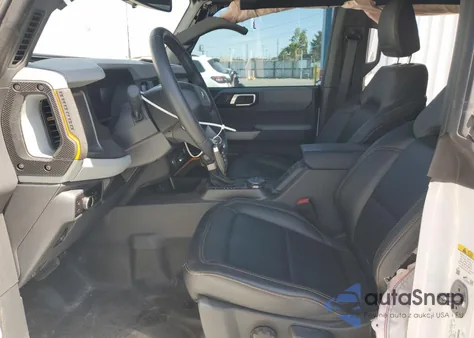 2023 Ford Bronco Base из США, поврежденный, VIN 1FMEE5DP2PLB39031